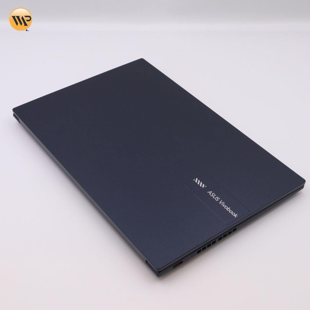 ASUS vivobook 15 M1502YA-BQ755WA R7 16GB 512 AMD RADEON